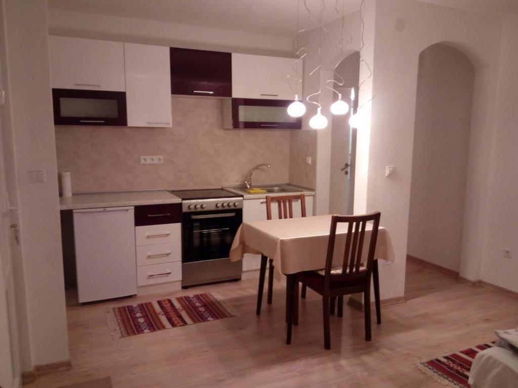 Yasmin Apartment Sarajevo Bagian luar foto